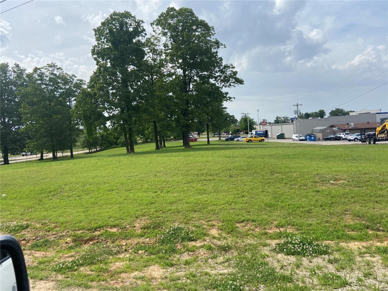 Photo 3 - Commercial Sale for sale – 1224 N Westwood Blvd.   Poplar Bluff, MO