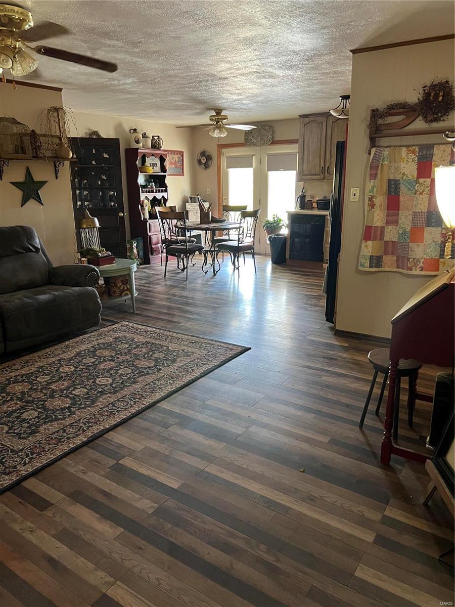 Doniphan and Poplar Bluff Missouri Homes and Real Estate from Collins