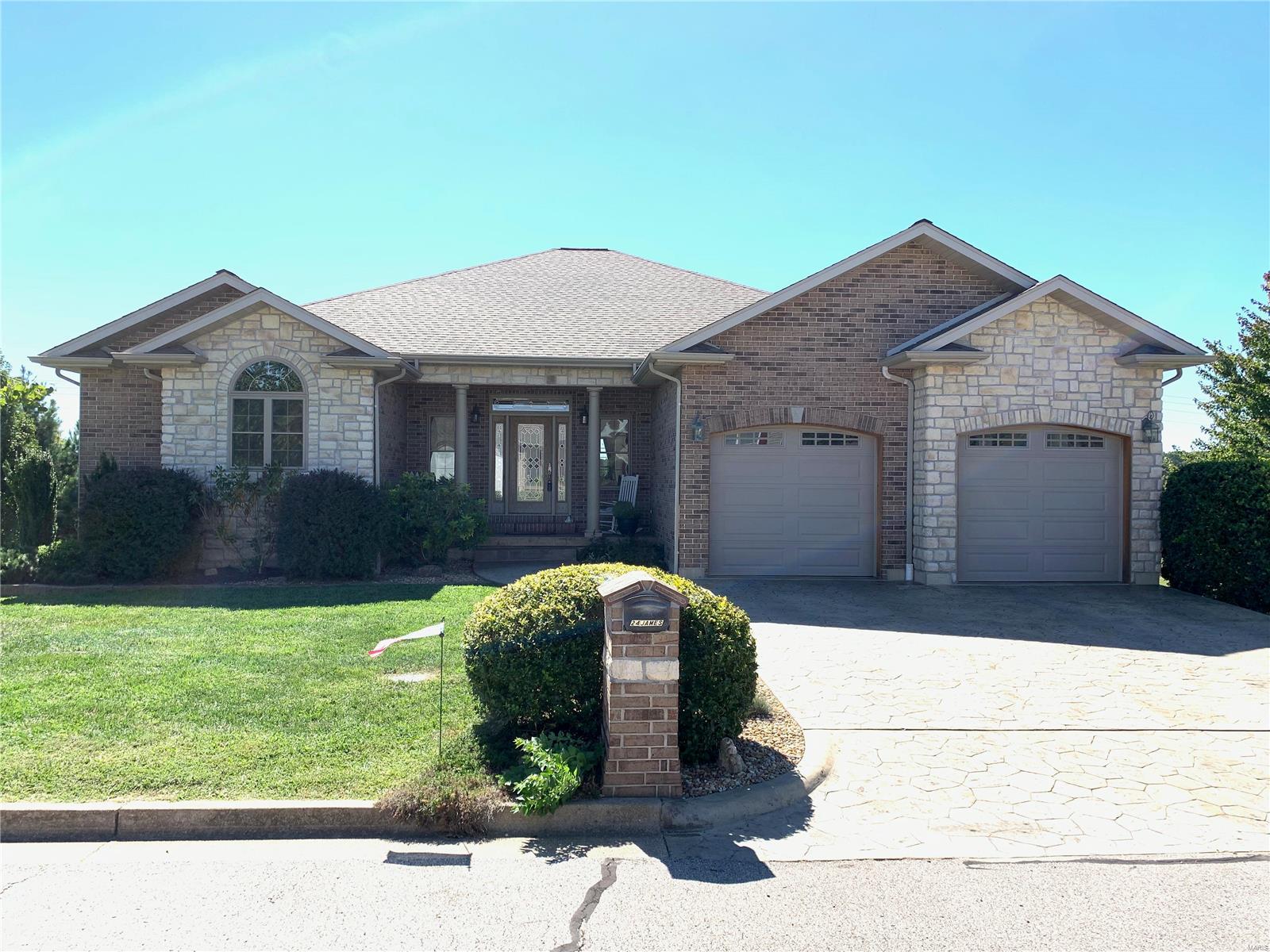 address: 24 Magnolia