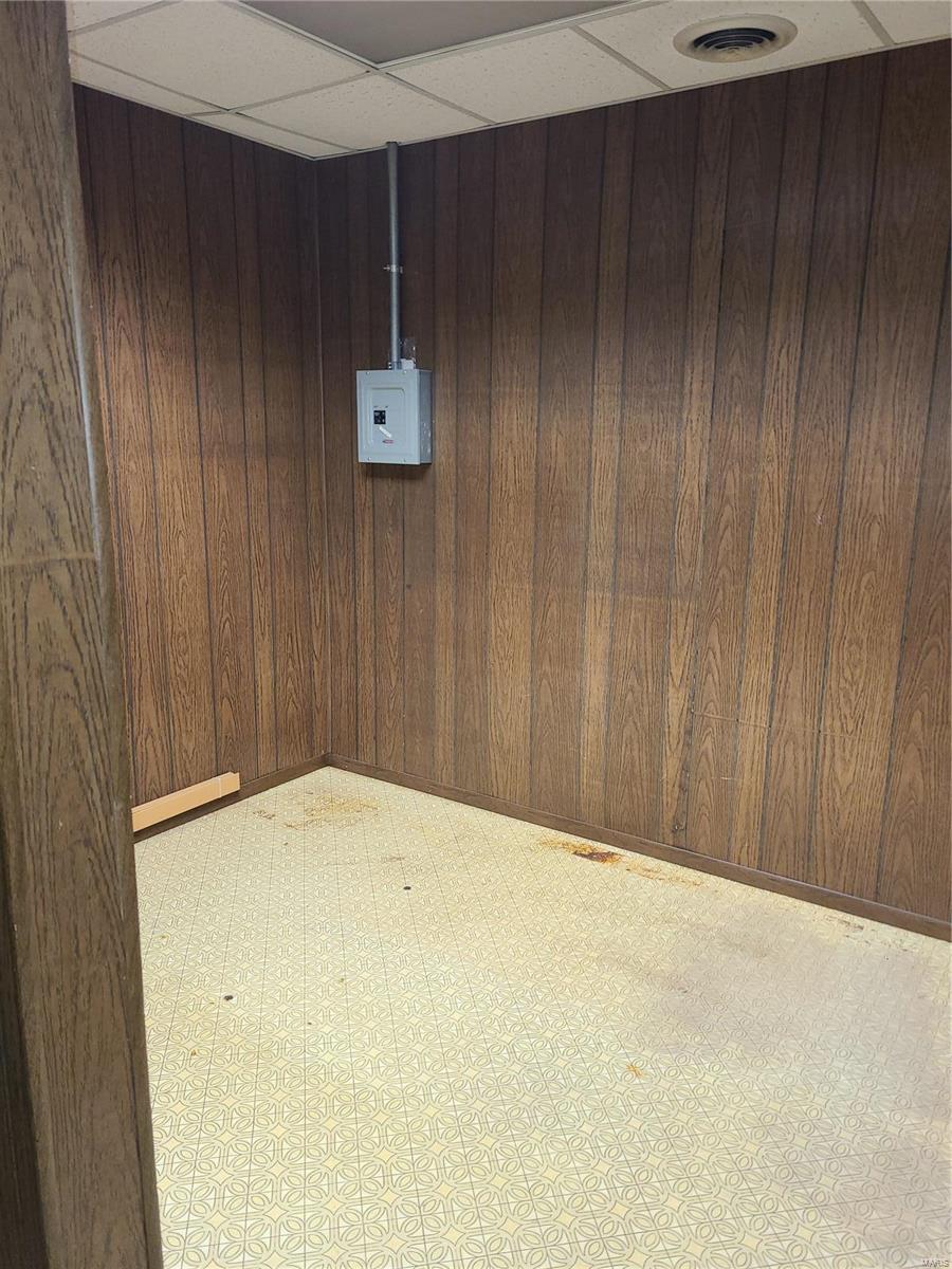 Photo 17 - Commercial Sale for sale – 25 S 9th Street   East Alton, IL