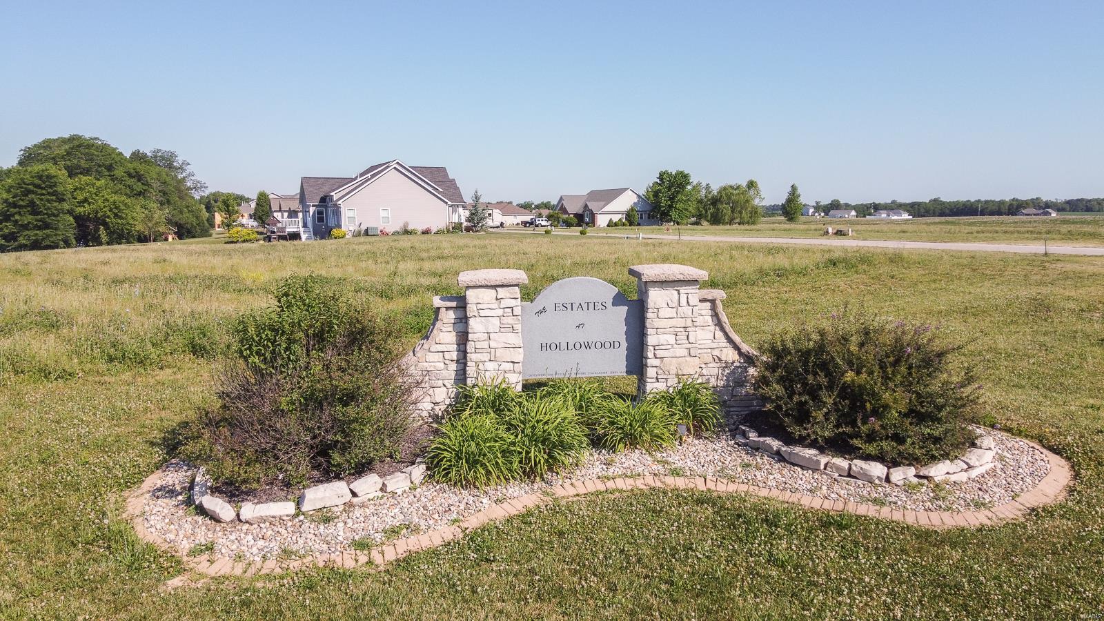 23 WaggonerHollowood Estate Jerseyville, IL 62052 MLS 23045799