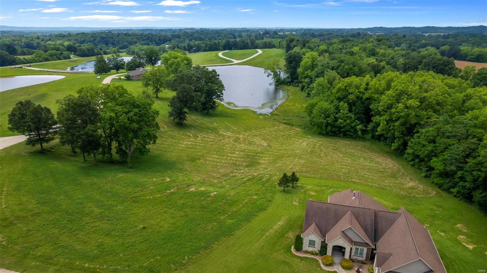 32 Spring Valley Rdg Cape Girardeau, MO 63701 MLS 24032551