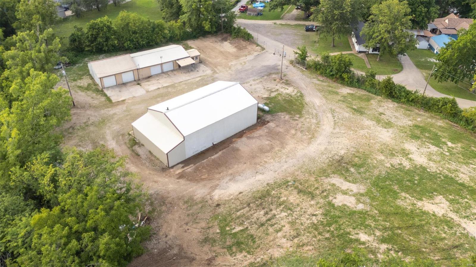 Photo 2 - Commercial Sale for sale – 522  Maple Street  Leadington, MO