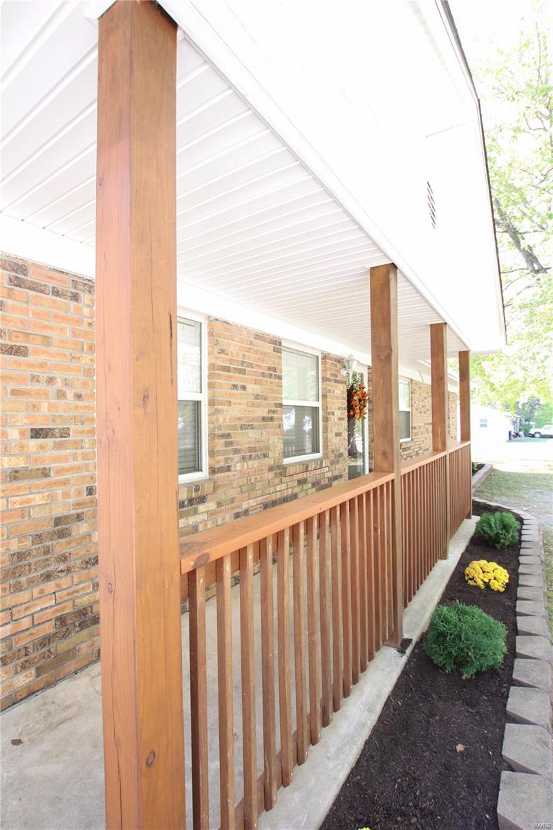 634 Emerald Vista Bourbon, MO 65441 MLS 24064629