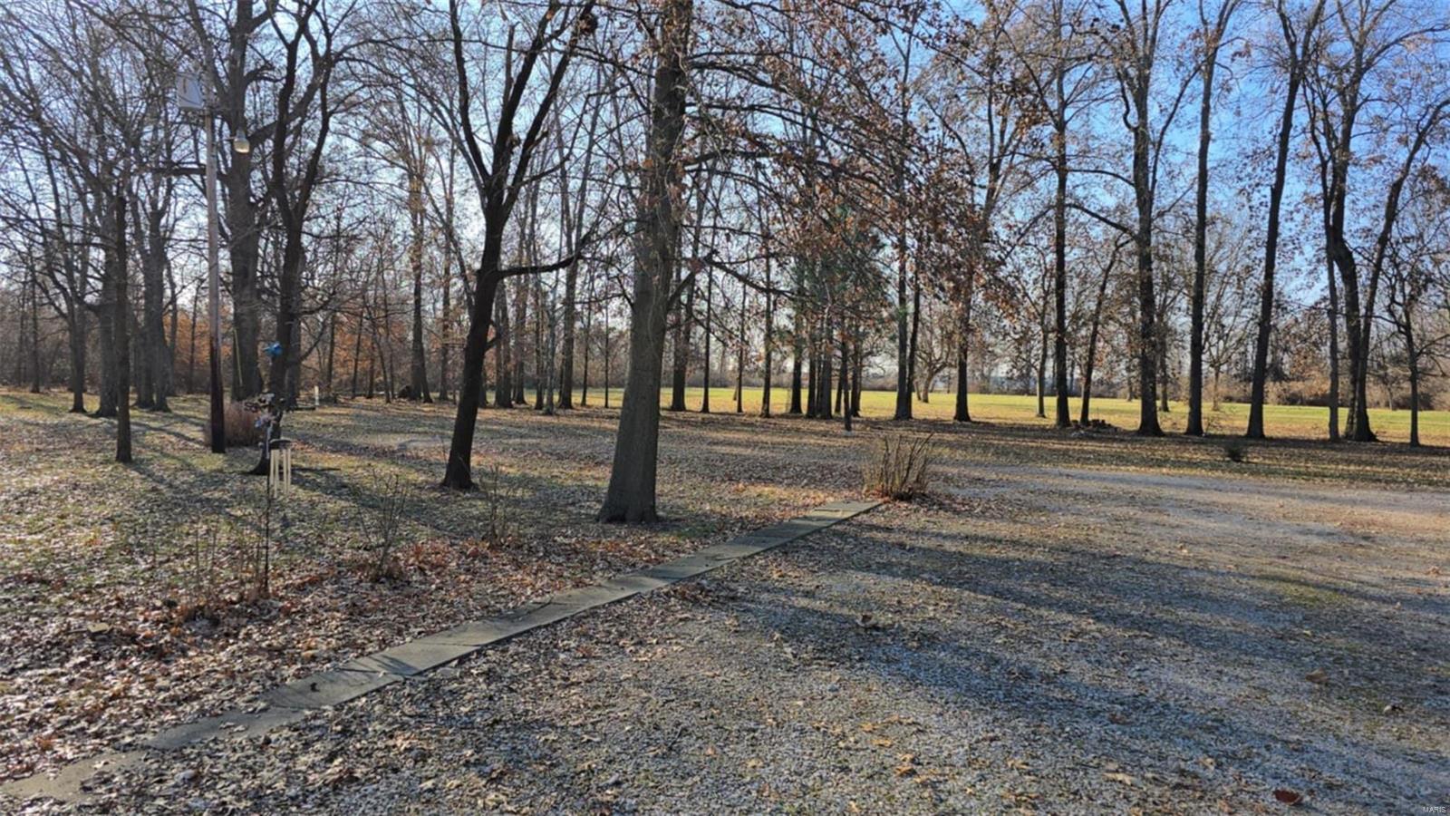 Photo 11 - Commercial Sale for sale – 4220  New Poag Road  South Roxana, IL