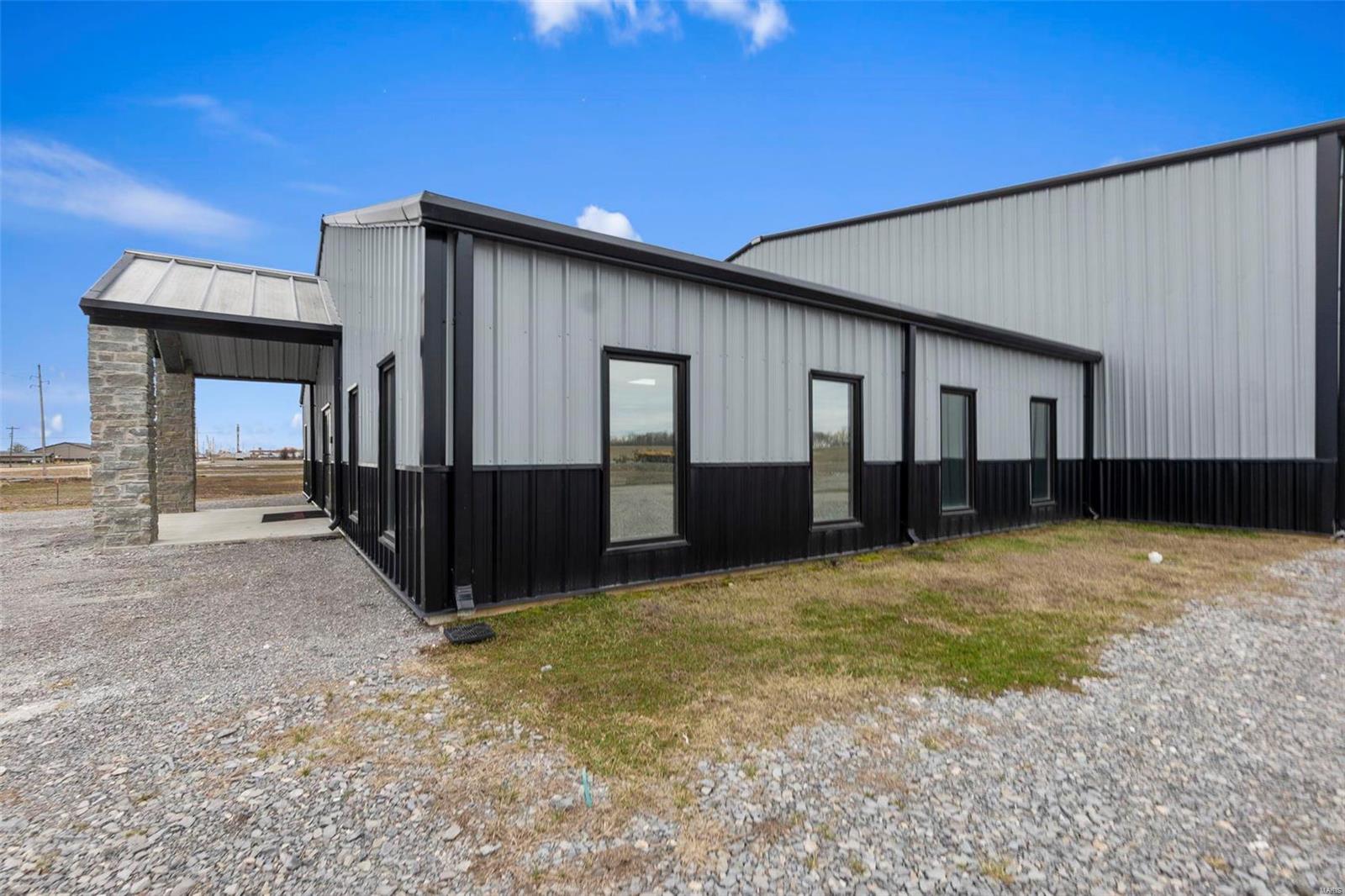 Photo 9 - Commercial Sale for sale – 3046  Nash Road  Scott City, MO