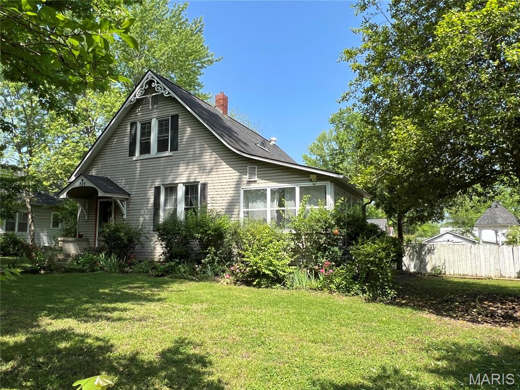 Photo 3 - Residential for sale – 209 E Eldon Street  St James, MO