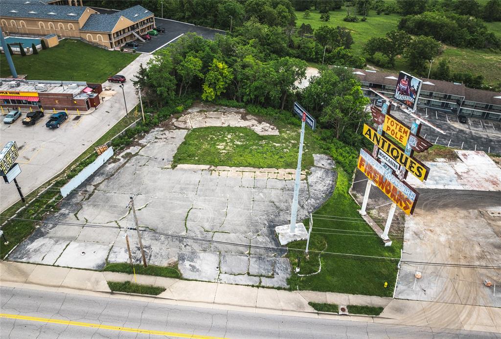 Photo 9 - Commercial Sale for sale – 1413  Martin Springs Drive  Rolla, MO