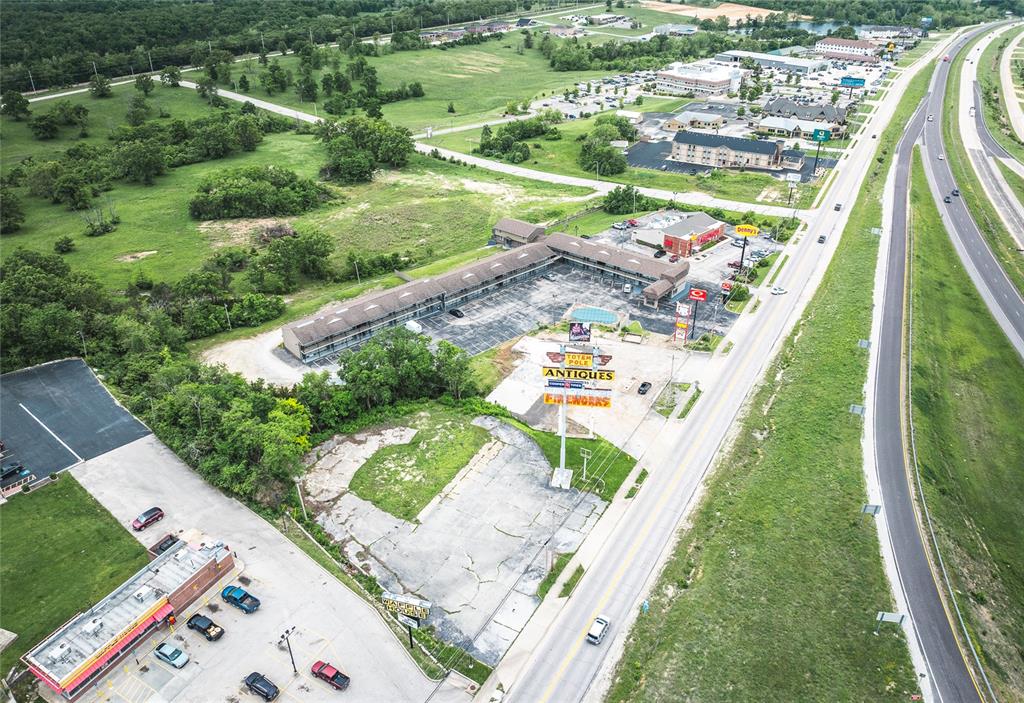 Photo 2 - Commercial Sale for sale – 1413  Martin Springs Drive  Rolla, MO