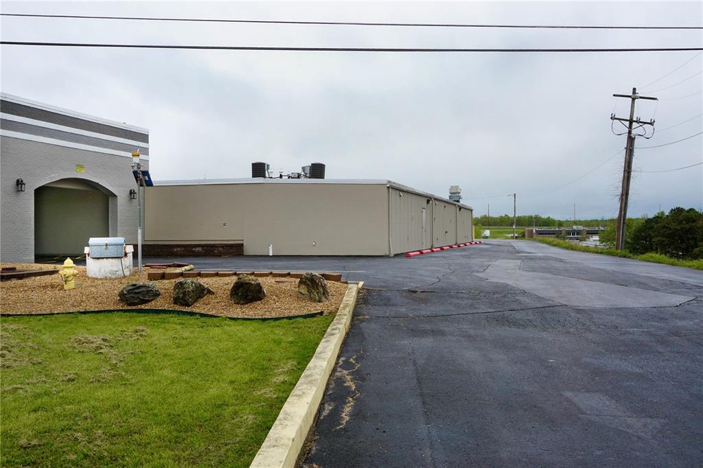 Photo 3 - Commercial Sale for sale – 1701  Martin Springs Drive  Rolla, MO