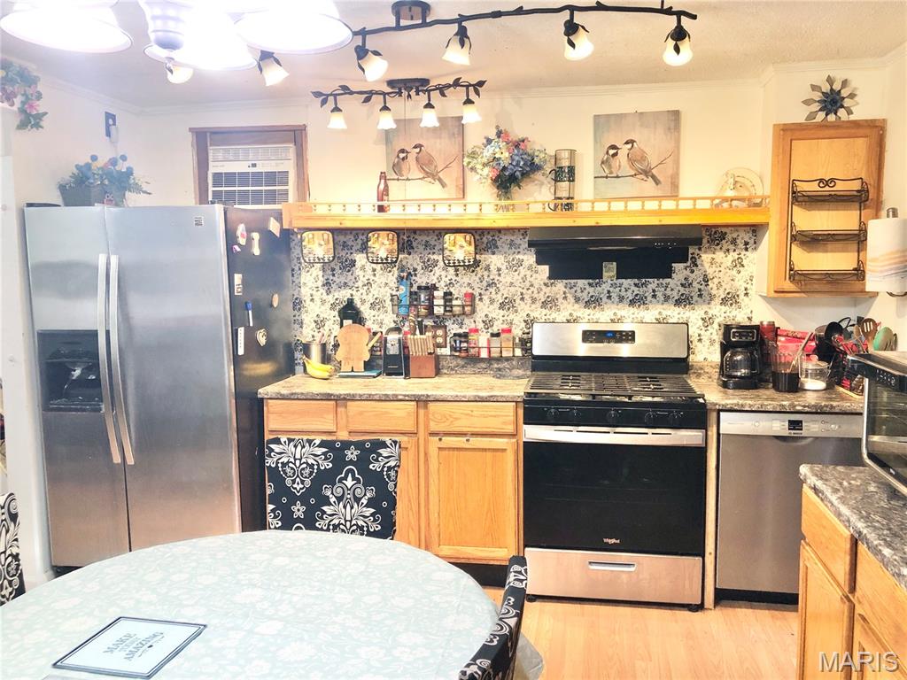 Photo 15 - Residential for sale – 1003 W Ellis Street  Salem, MO
