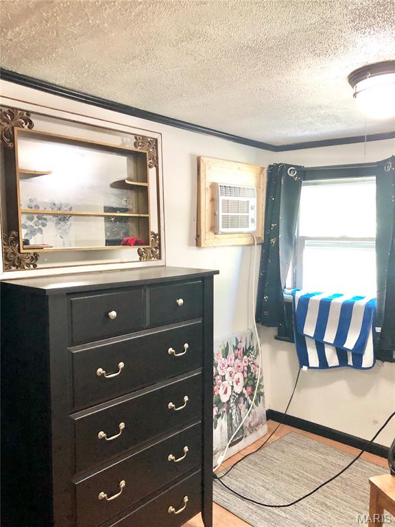 Photo 4 - Residential for sale – 1003 W Ellis Street  Salem, MO