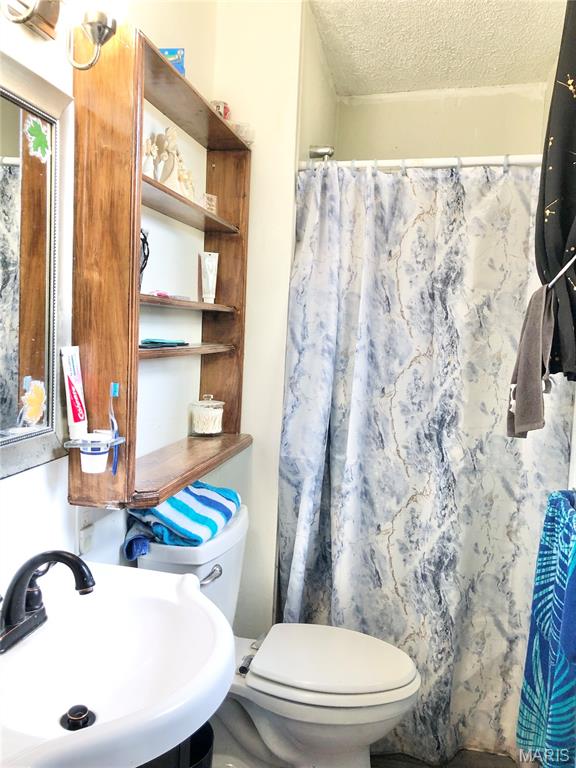 Photo 7 - Residential for sale – 1003 W Ellis Street  Salem, MO