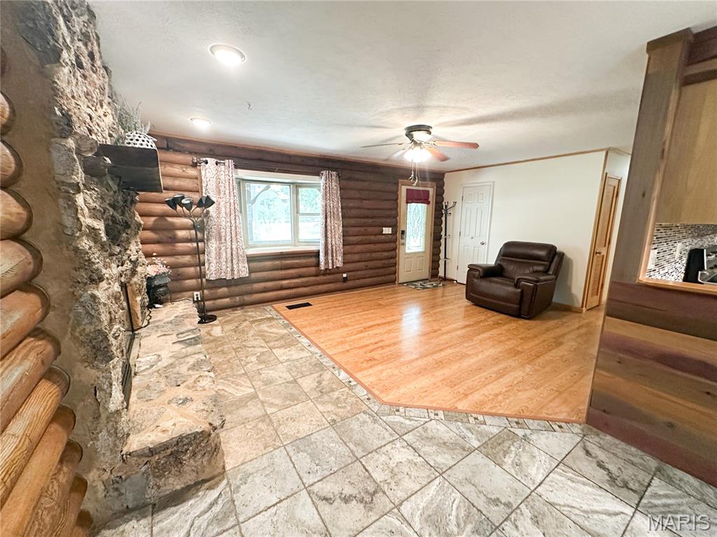 Photo 8 - Residential for sale – 1  Timber Lane  Salem, MO