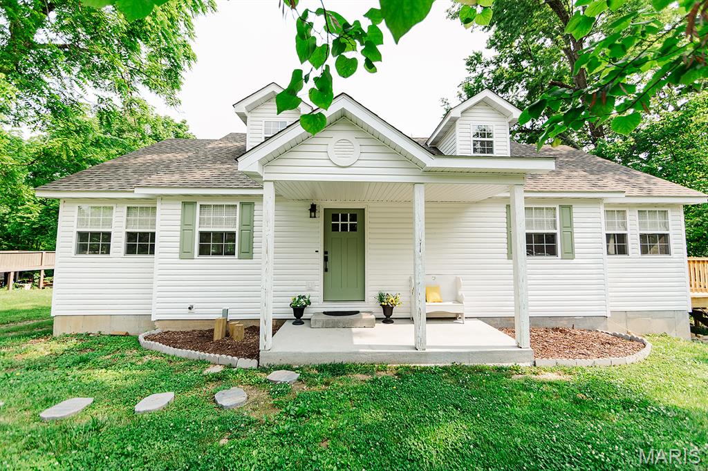 Photo 2 - Residential for sale – 300 E 11th Street  Salem, MO