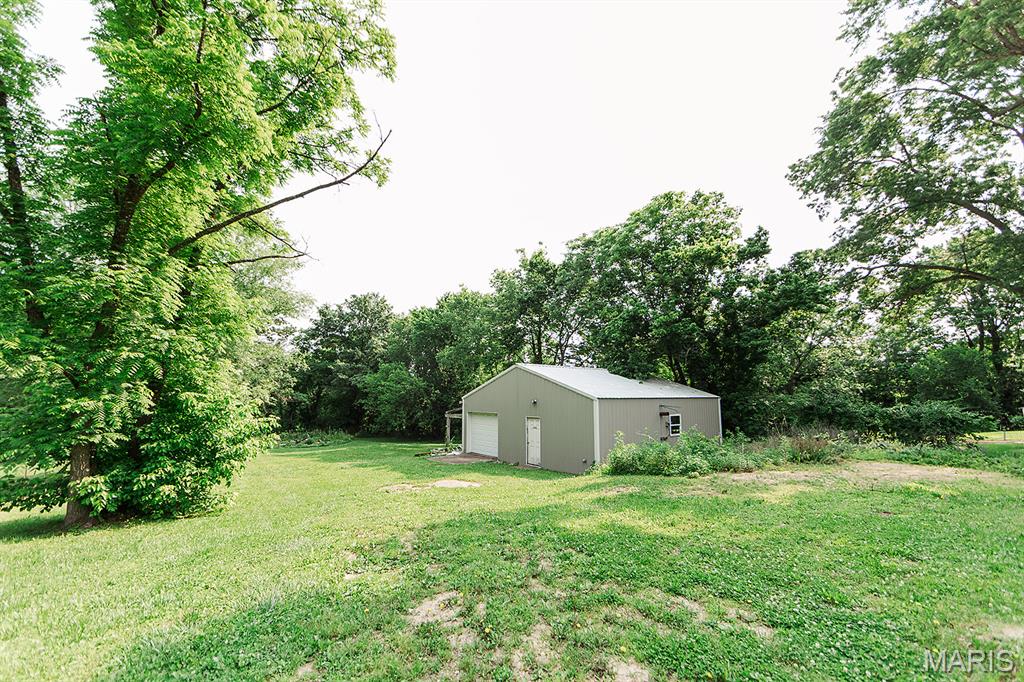 Photo 5 - Residential for sale – 300 E 11th Street  Salem, MO