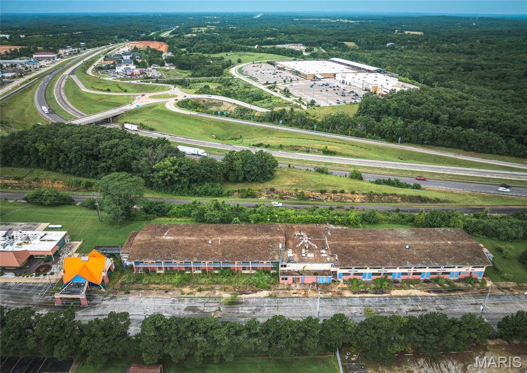 Photo 2 - Commercial Sale for sale – 127 & 129  H-J Drive  Rolla, MO