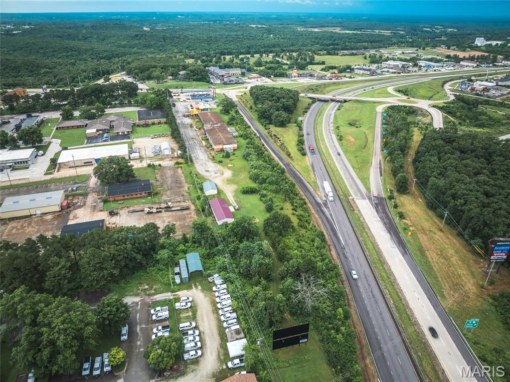 Photo 9 - Commercial Sale for sale – 127 & 129  H-J Drive  Rolla, MO