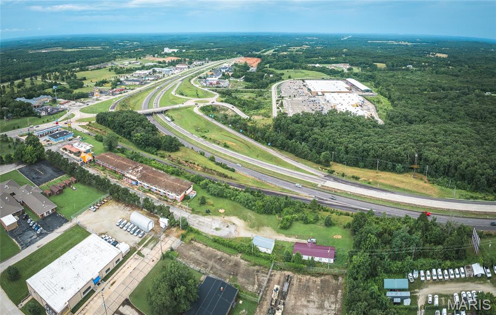 Photo 5 - Commercial Sale for sale – 127 & 129  H-J Drive  Rolla, MO
