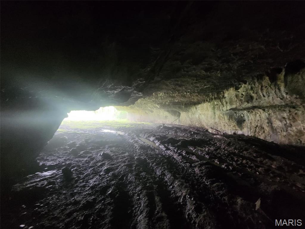Photo 9 - Land for sale – TBD  M- Pool Holler Cave   Rolla, MO