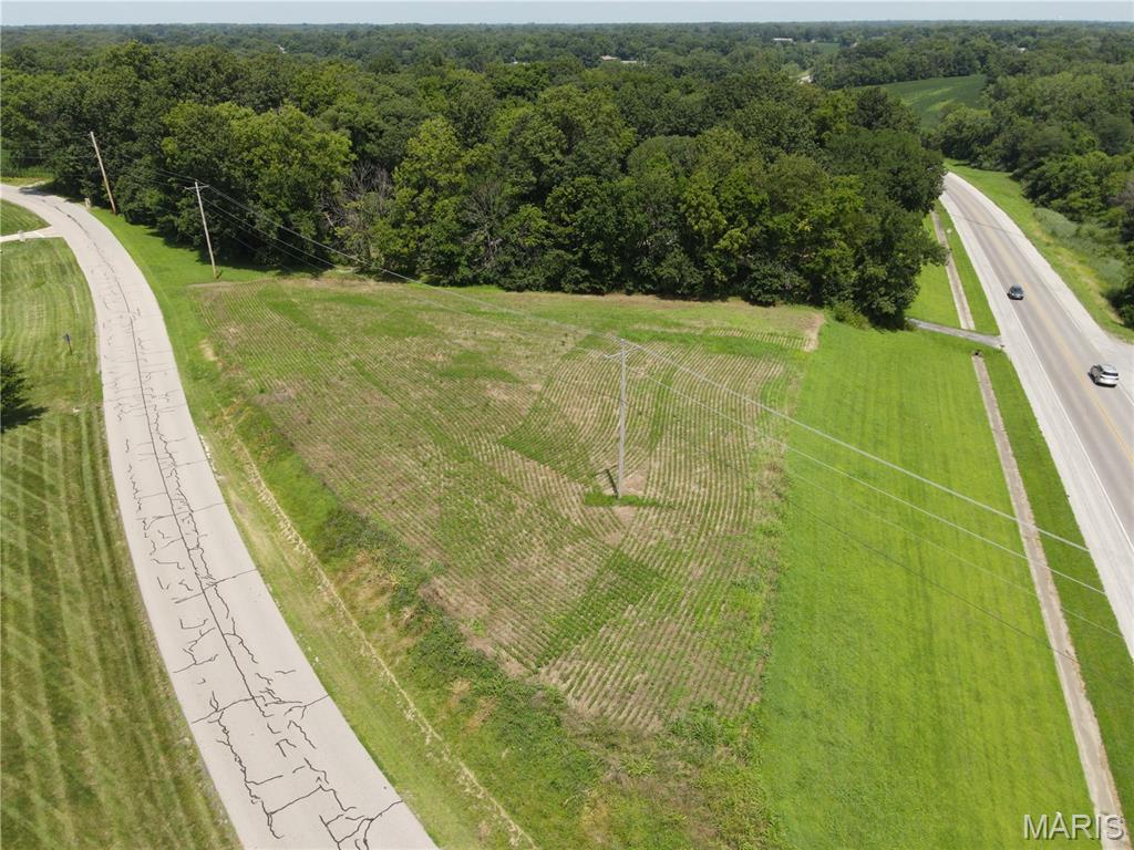 Photo 2 - Land for sale – 1454  Scott Troy Road  Lebanon, IL