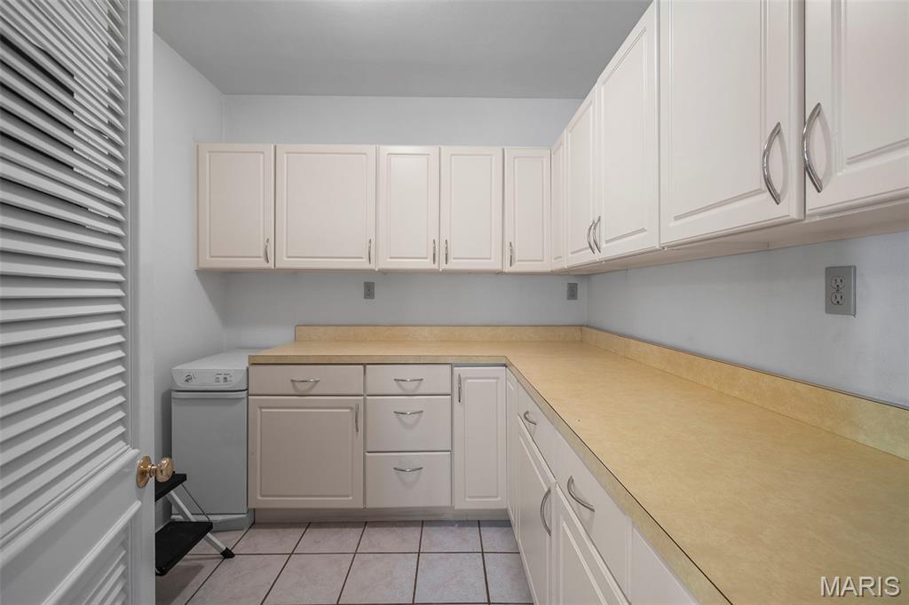 Photo 20 - Residential for sale – 26  Huntleigh Woods   Huntleigh, MO