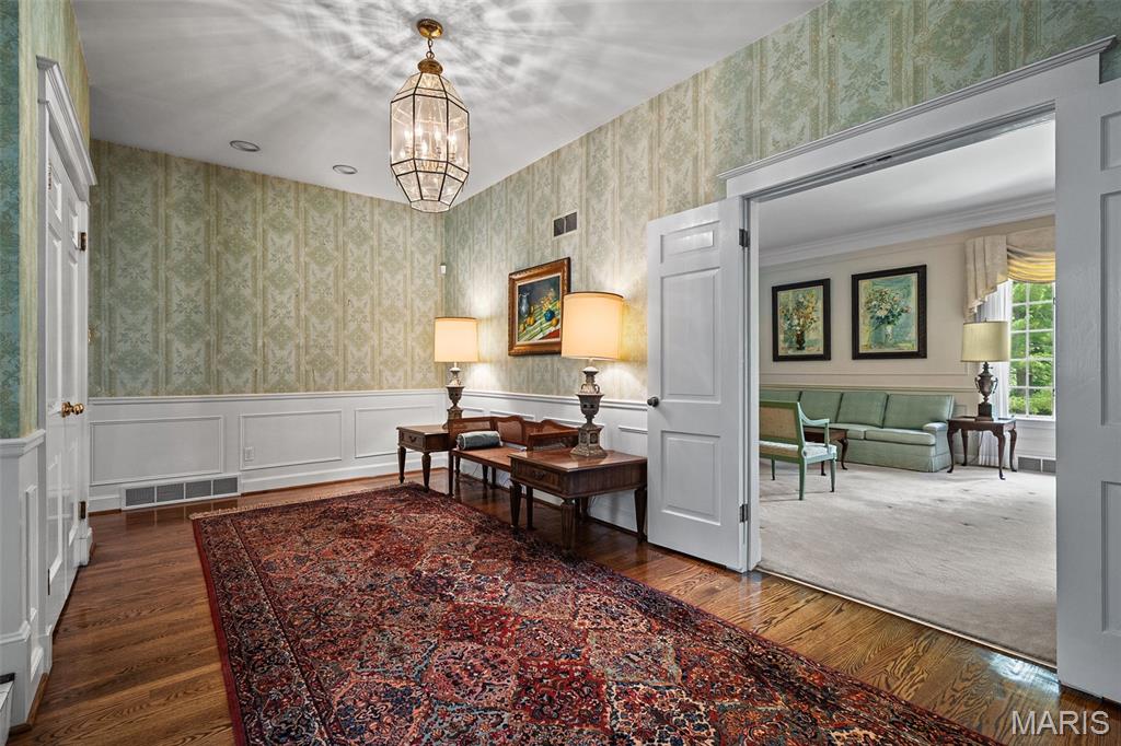 Photo 6 - Residential for sale – 26  Huntleigh Woods   Huntleigh, MO