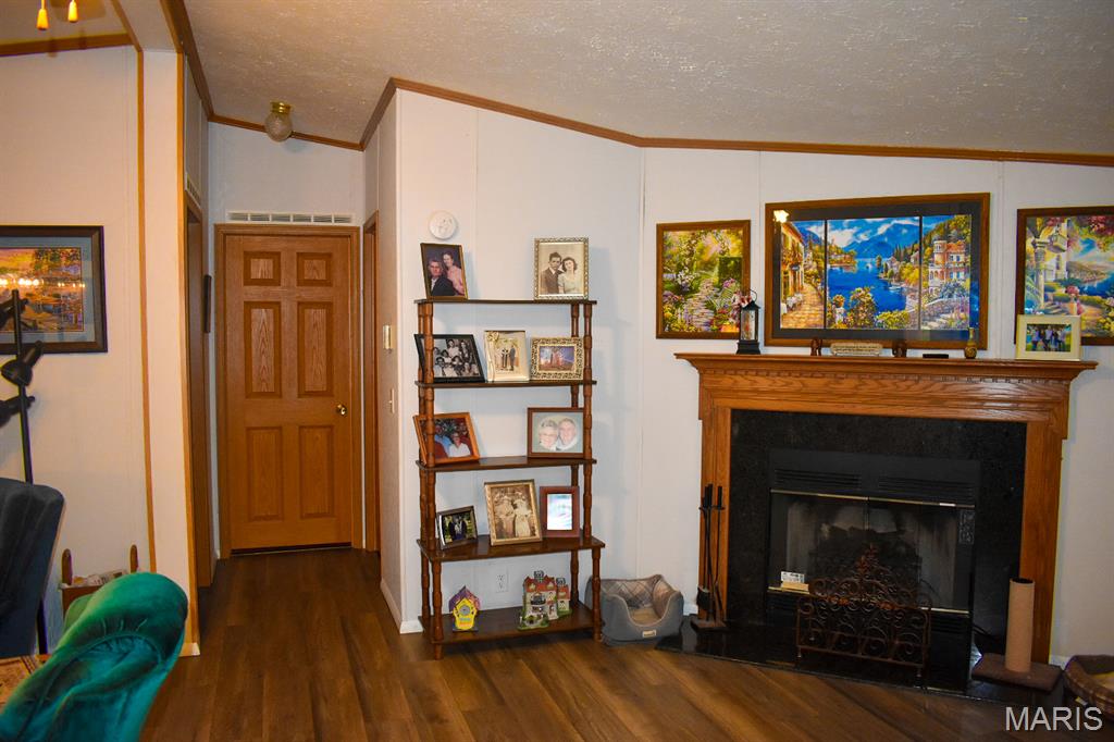 Photo 9 - Residential for sale – 13908  Maries Rd 616   Vienna, MO