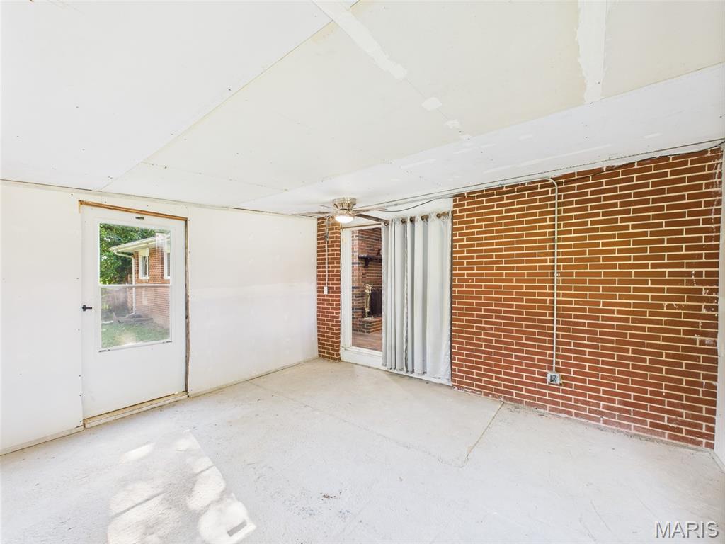 Photo 15 - Residential for sale – 515 W James Boulevard  St James, MO