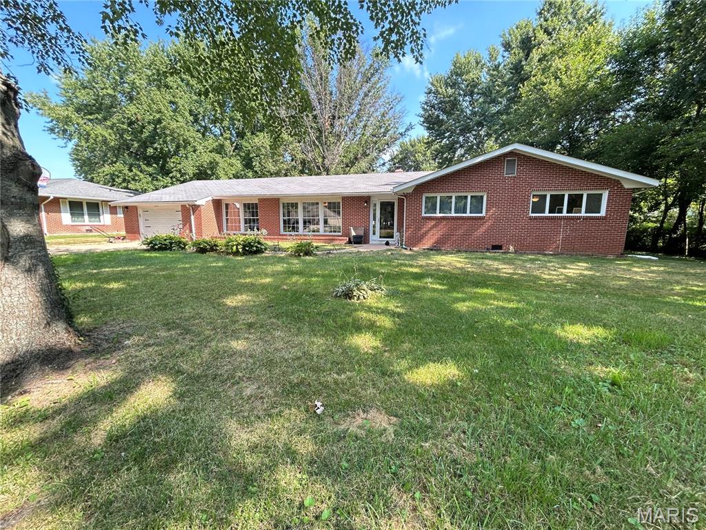 Photo 2 - Residential for sale – 515 W James Boulevard  St James, MO