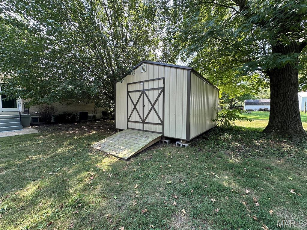 Photo 6 - Residential for sale – 1403 S Henderson Street  Salem, MO