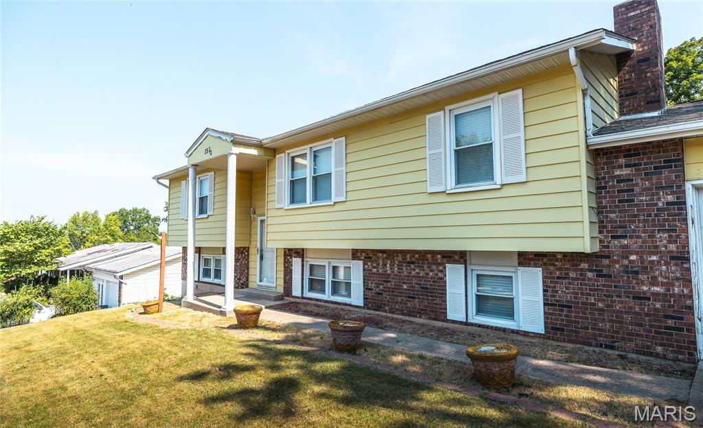 Photo 3 - Residential for sale – 1510  Scenic Drive  Rolla, MO