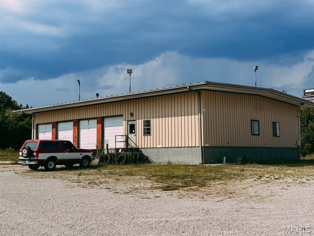 Photo 3 - Commercial Sale for sale – 11245  Twitty Drive  Rolla, MO
