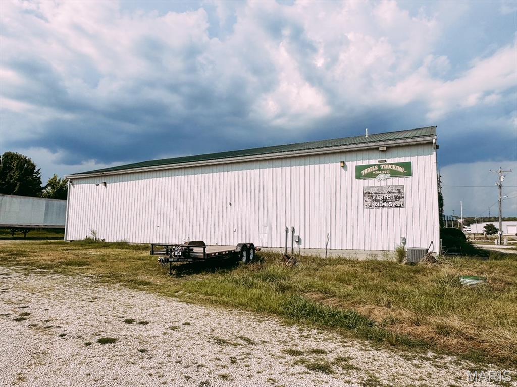 Photo 3 - Commercial Sale for sale – 11227  Twitty Drive  Rolla, MO