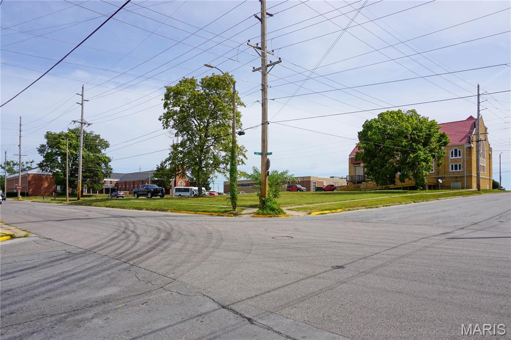 Photo 4 - Land for sale – 303 E 7th Street  Rolla, MO