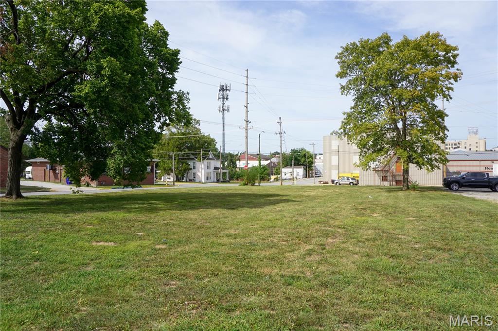 Photo 2 - Land for sale – 303 E 7th Street  Rolla, MO