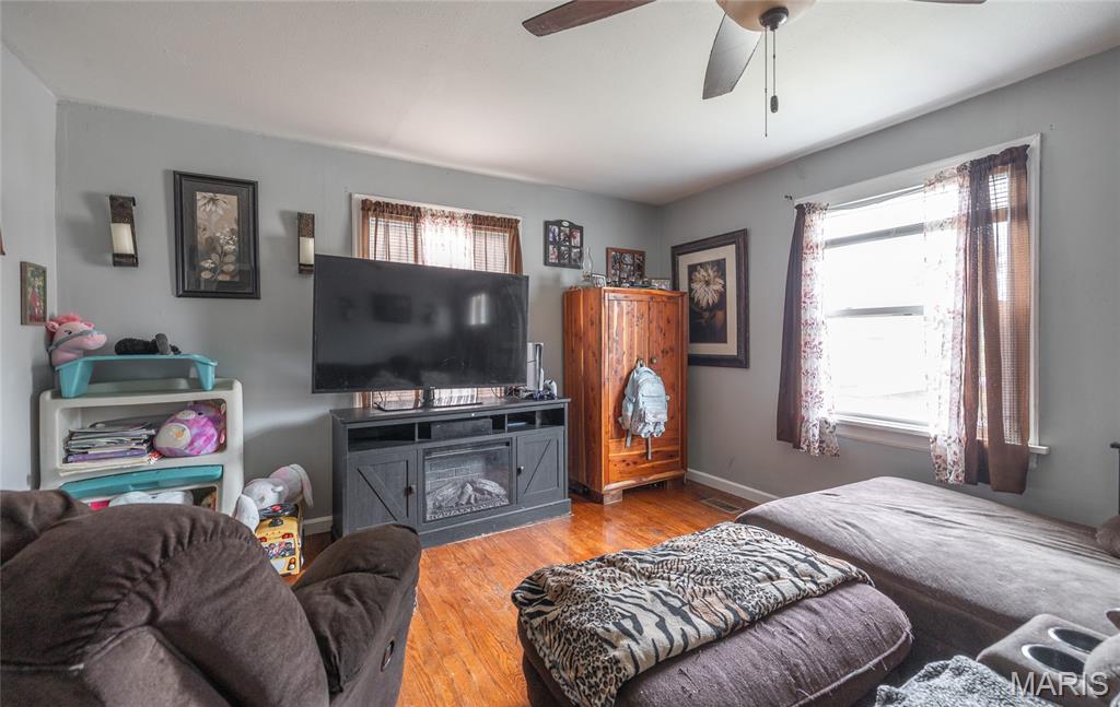 Photo 4 - Residential for sale – 304 W Hunt Street  Salem, MO