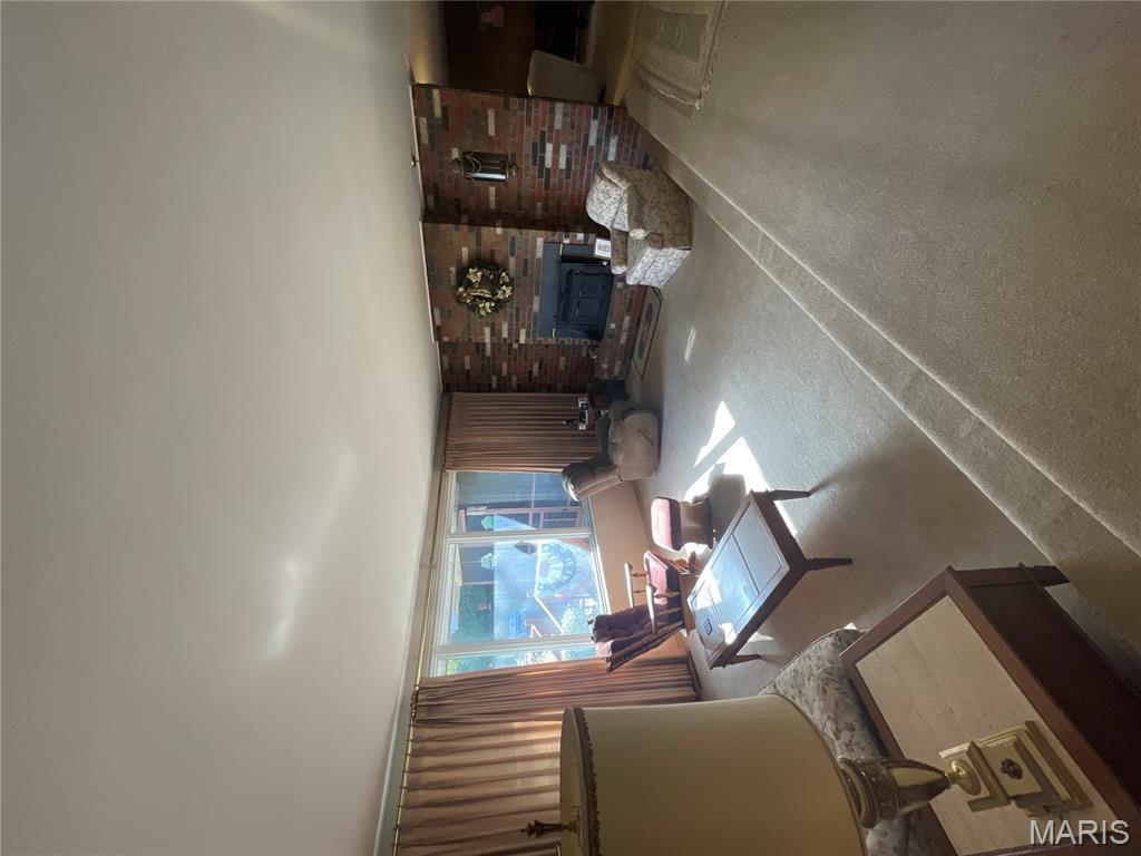 Photo 4 - Residential for sale – 800 S Henderson Street  Salem, MO