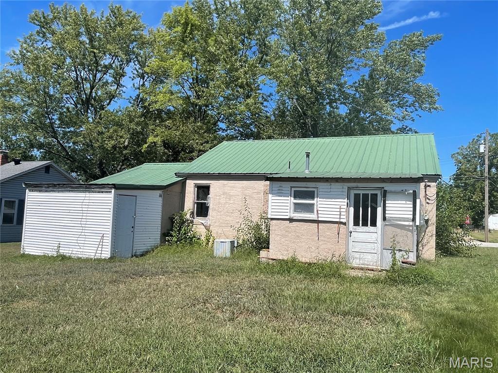 Photo 4 - Residential for sale – 813 E Jack Street  Salem, MO