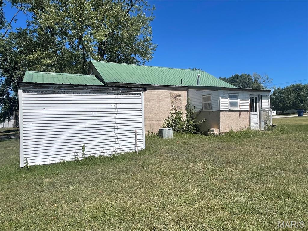 Photo 6 - Residential for sale – 813 E Jack Street  Salem, MO