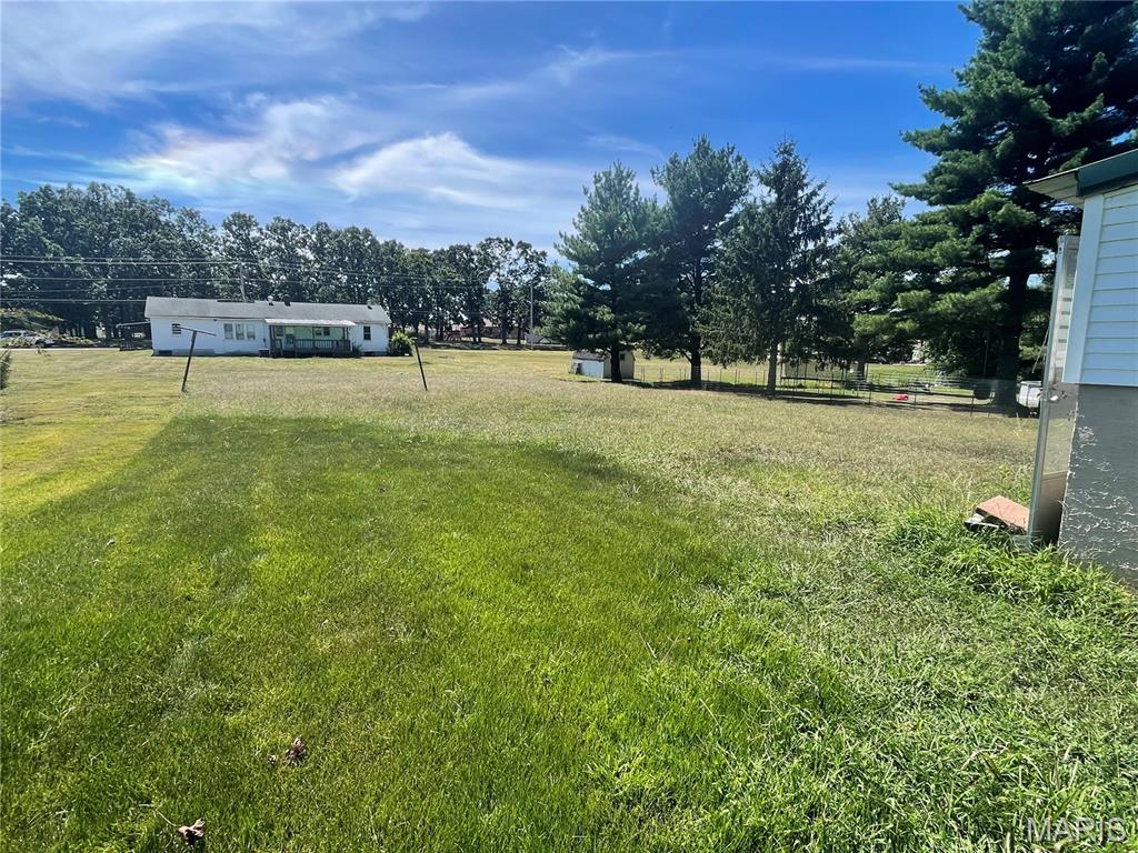 Photo 3 - Residential for sale – 813 E Jack Street  Salem, MO