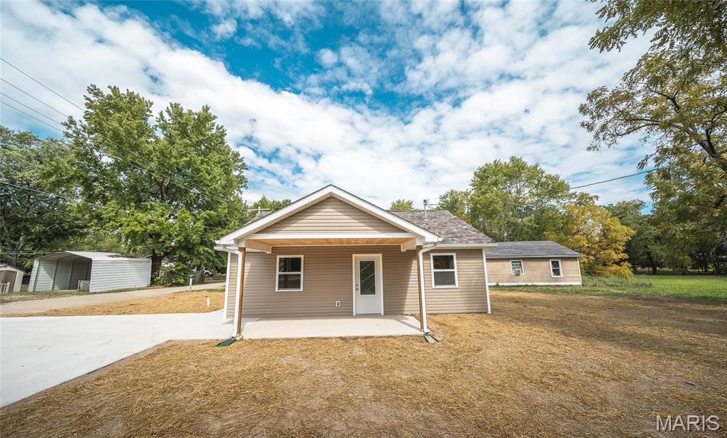 Photo 3 - Residential for sale – 94 S Carson Street  St James, MO