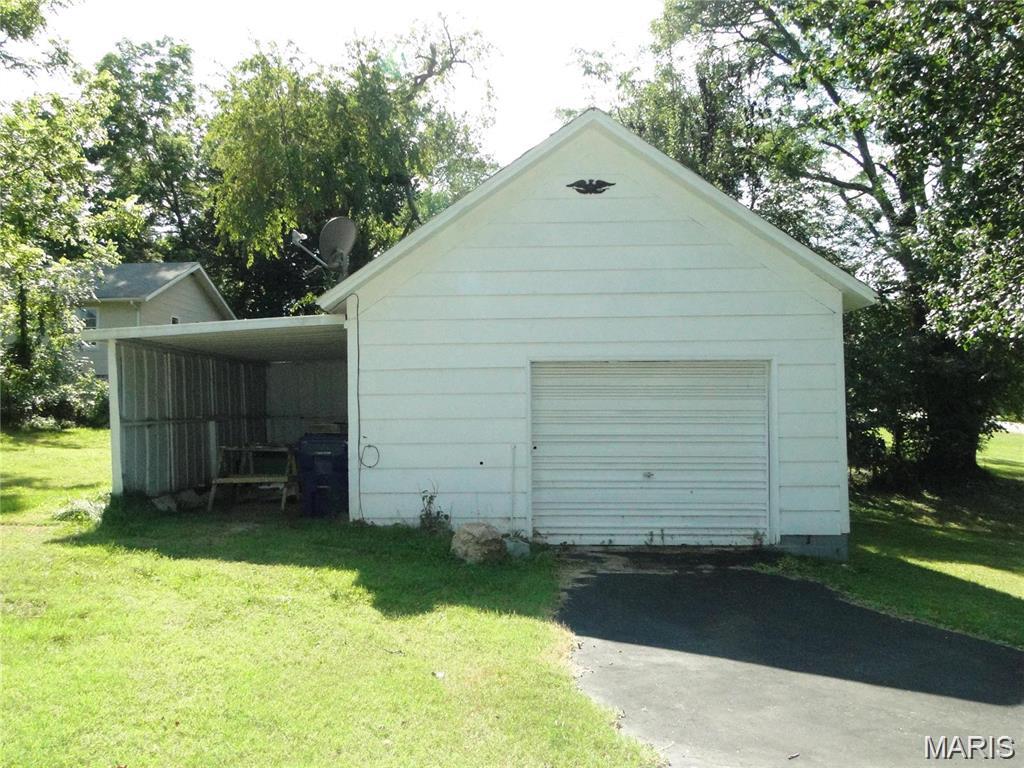 Photo 13 - Residential for sale – 503 E 10th Street  Salem, MO