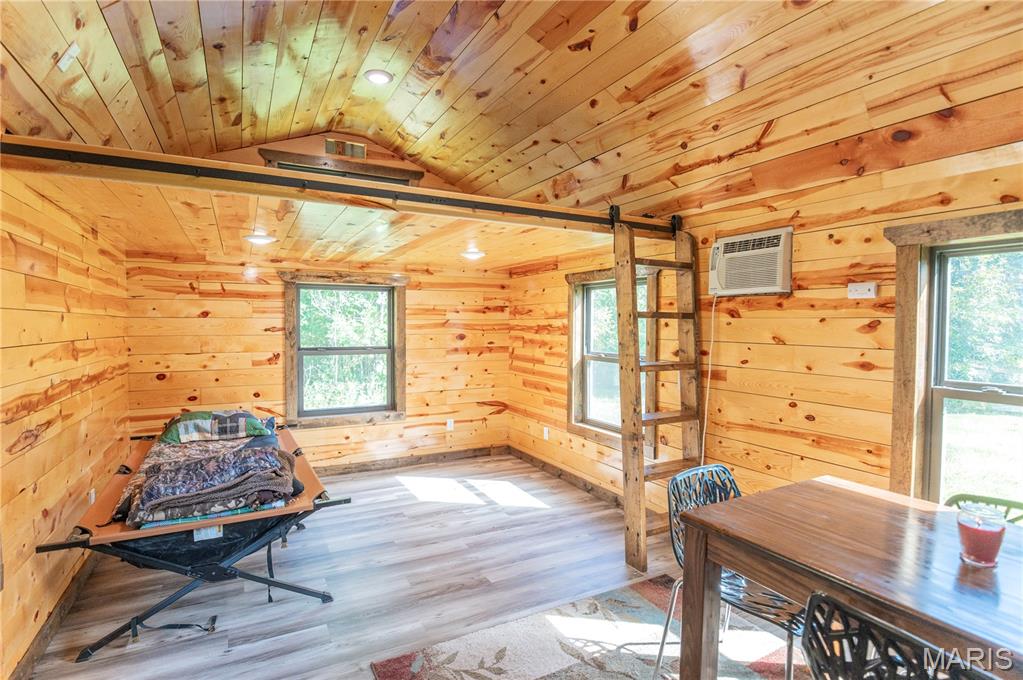 Photo 12 - Residential for sale – 10900  County Road 3600   St James, MO