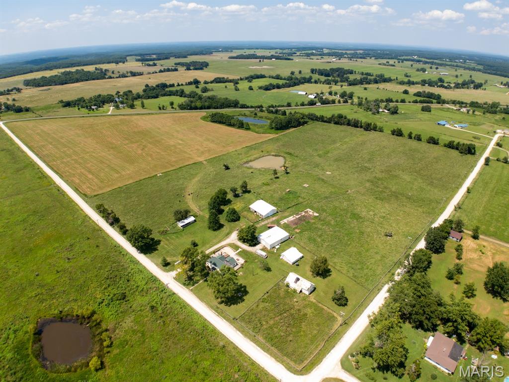 Photo 4 - Residential for sale – 20454  Maries Road 453   Vichy, MO