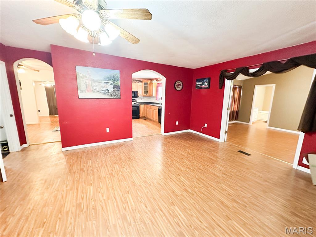 Photo 4 - Residential for sale – 604 S Elmer Street  Salem, MO