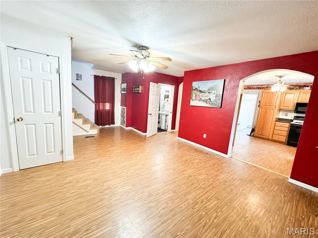 Photo 5 - Residential for sale – 604 S Elmer Street  Salem, MO