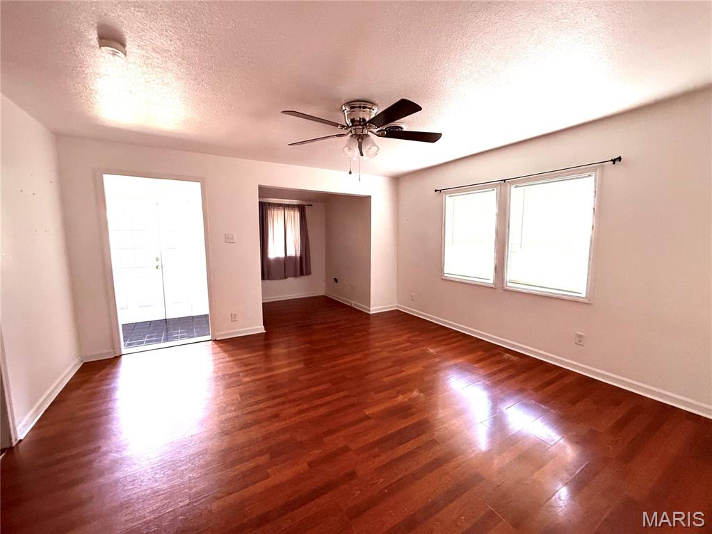 Photo 4 - Residential for sale – 608 E Gibbs Street  Salem, MO