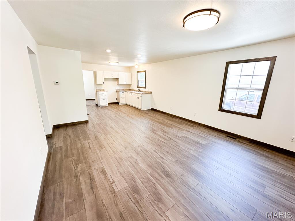 Photo 3 - Residential for sale – 701 E 4th Street  Salem, MO