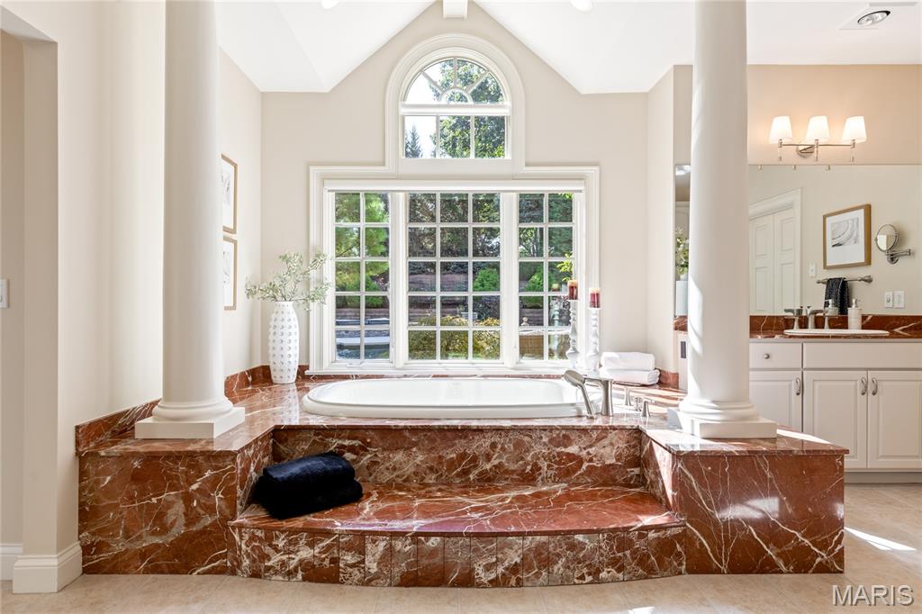 Photo 46 - Residential for sale – 29  Muirfield Lane  Town and Country, MO